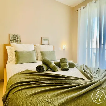 아파트 Flordarocha - Modern - Pool - 500m - Garden *