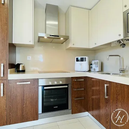 Flordarocha - Modern - Pool - 500m - Garden 아파트