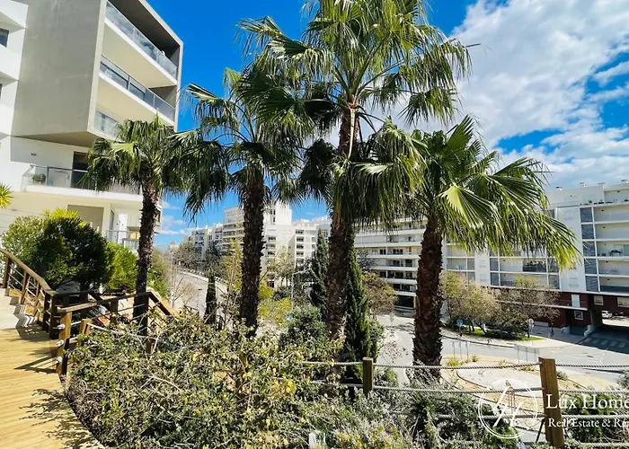 Flordarocha - Modern - Pool - 500m - Garden *