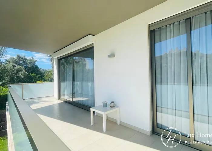 Flordarocha - Modern - Pool - 500m - Garden Apartment *