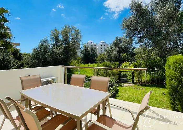 Flordarocha - Modern - Pool - 500m - Garden Apartment *