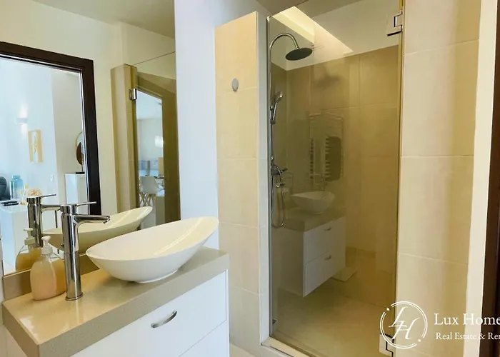 Apartment Flordarocha - Modern - Pool - 500m - Garden *