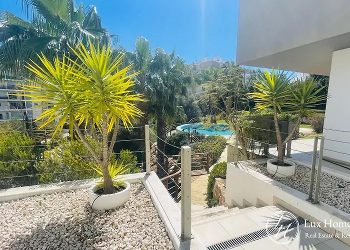 Flordarocha - Modern - Pool - 500m - Garden Apartment Portimao